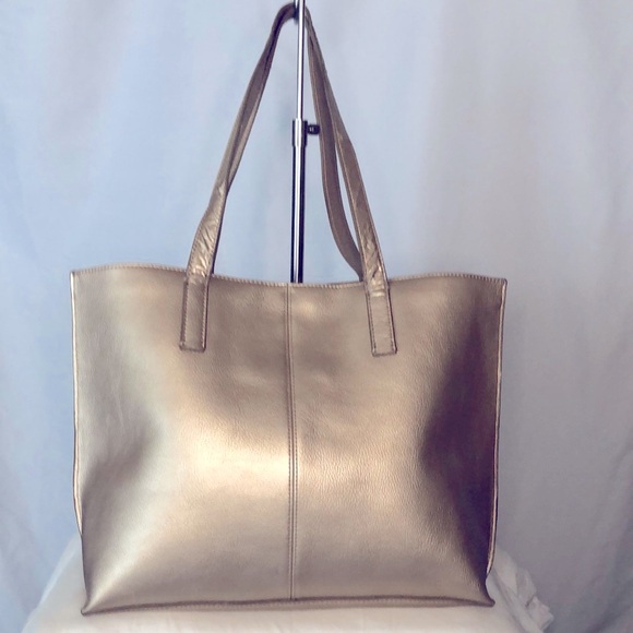 MARK & GRAHAM gold genuine leather tote. - Picture 1 of 16
